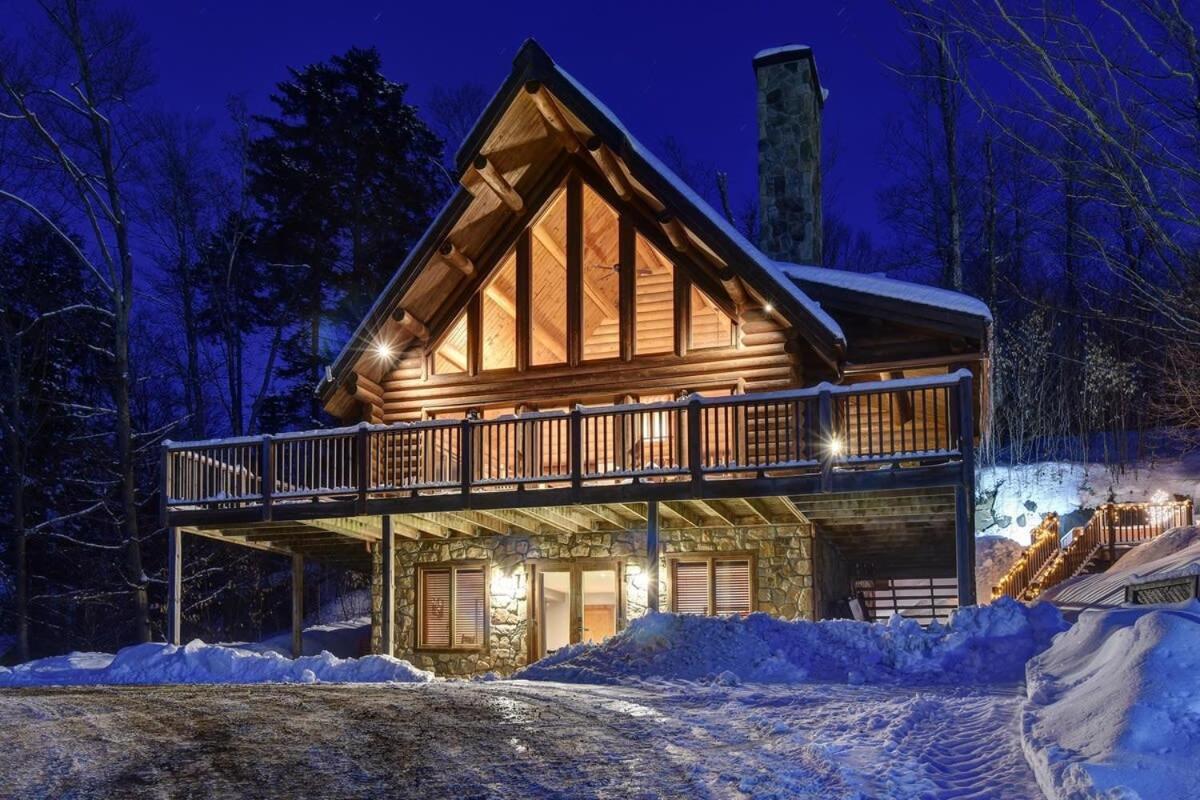 Chic Familiale, Relaxant Avec Spa En Montagnes Labelle Bagian luar foto