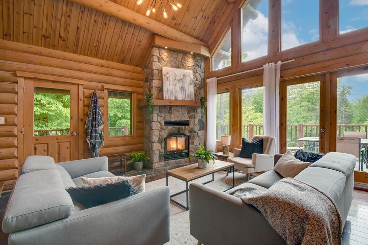 Chic Familiale, Relaxant Avec Spa En Montagnes Labelle Bagian luar foto